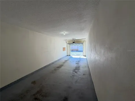 18022 Villa Creek Drive Tampa FL 33647