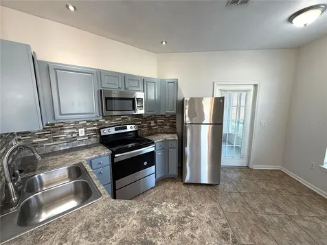 18022 Villa Creek Drive Tampa FL 33647