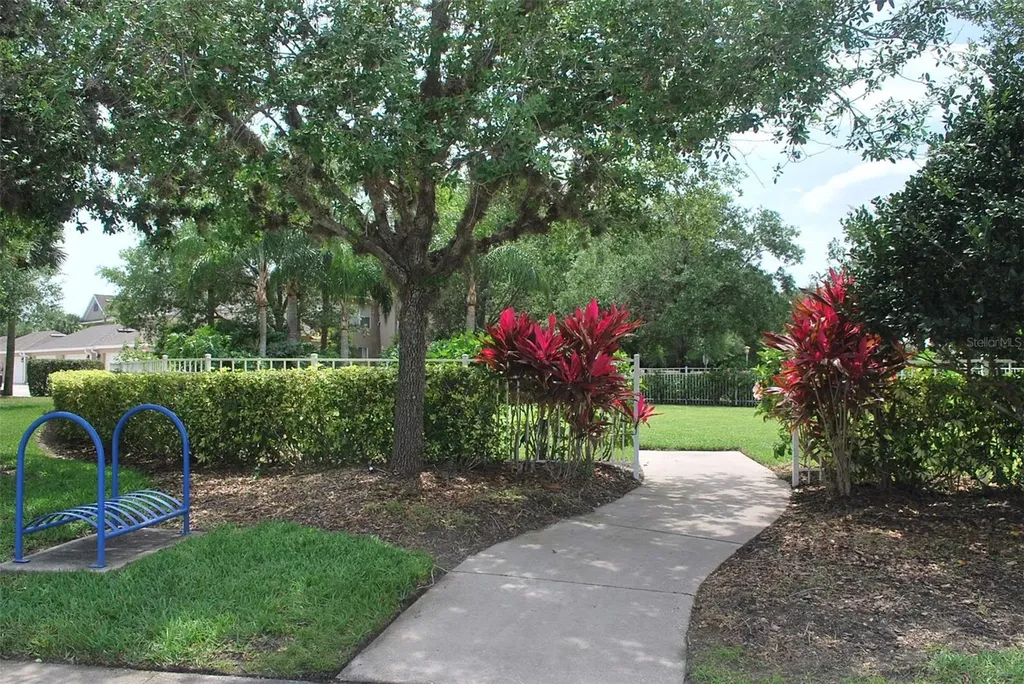 5635 Whitehead Street Bradenton FL 34203