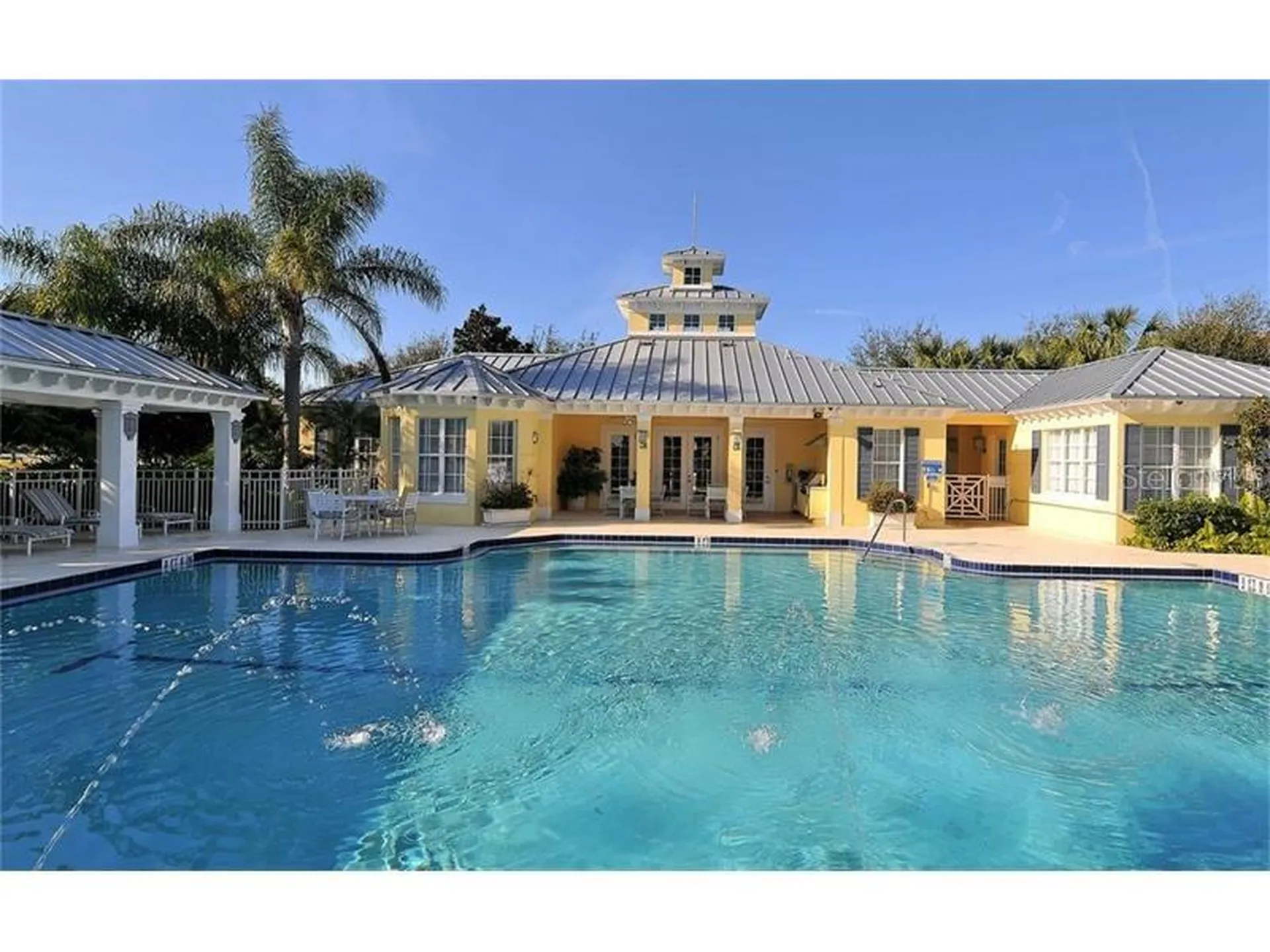 5635 Whitehead Street Bradenton FL 34203
