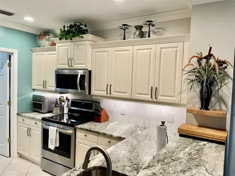 5635 Whitehead Street Bradenton FL 34203