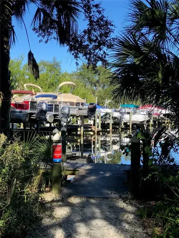 5635 Whitehead Street Bradenton FL 34203