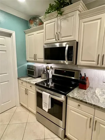 5635 Whitehead Street Bradenton FL 34203
