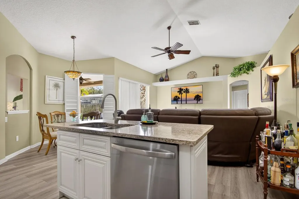 9617 Greenbank Drive Riverview FL 33569