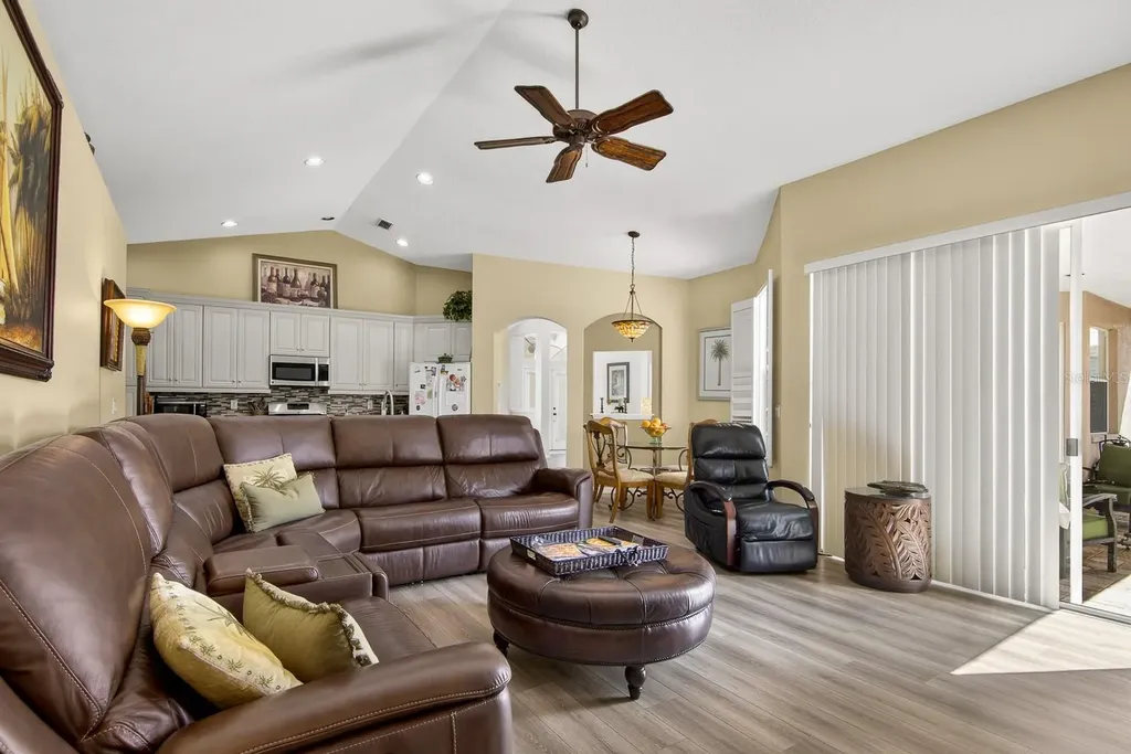 9617 Greenbank Drive Riverview FL 33569