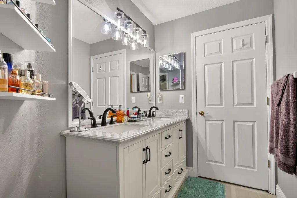 9617 Greenbank Drive Riverview FL 33569