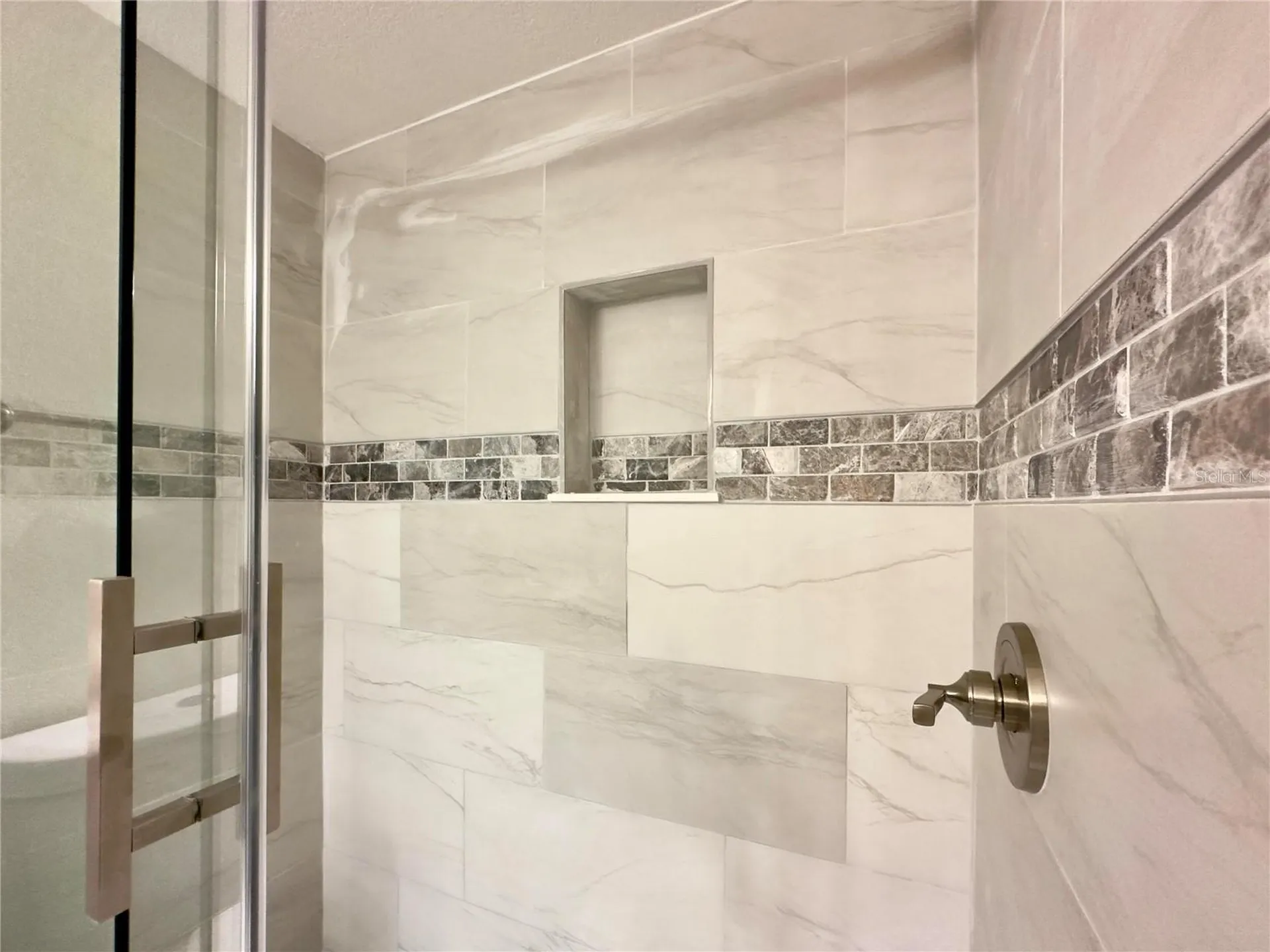 5140 Conroy Road Orlando FL 32811
