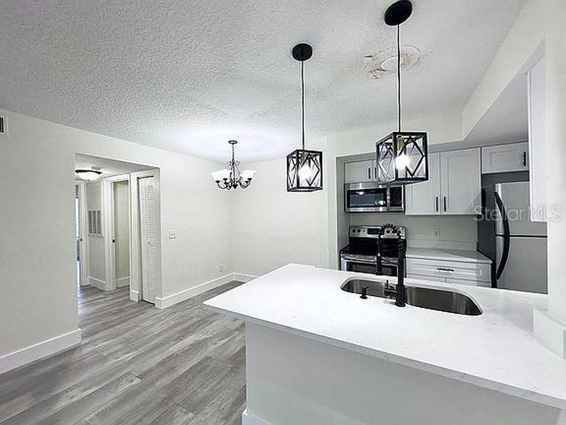 5140 Conroy Road Orlando FL 32811