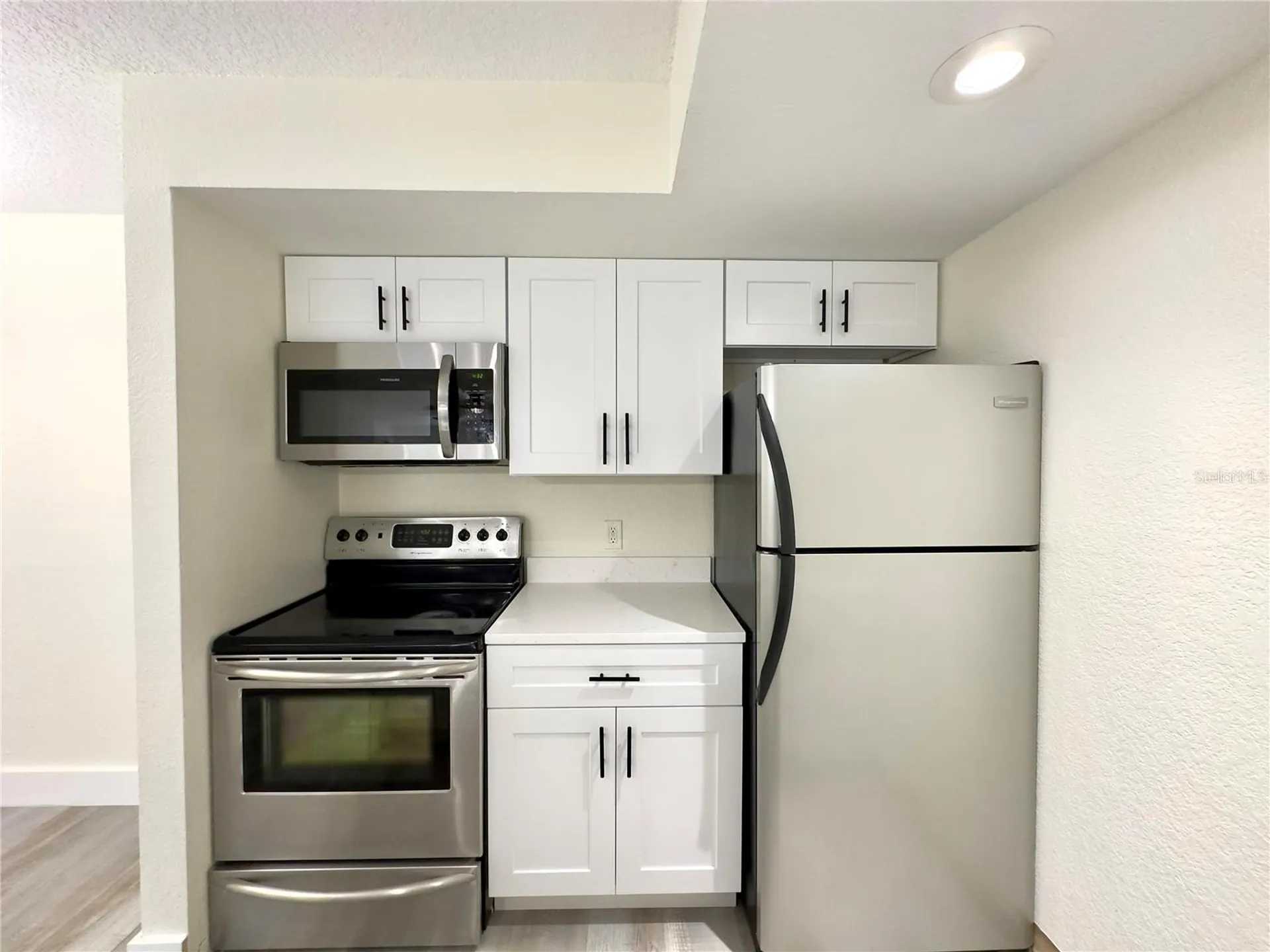 5140 Conroy Road Orlando FL 32811