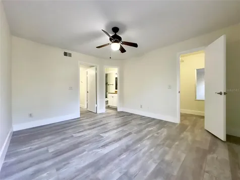 5140 Conroy Road Orlando FL 32811