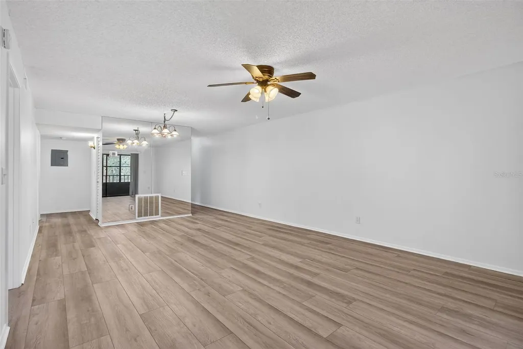 5920 80th Street N St Petersburg FL 33709