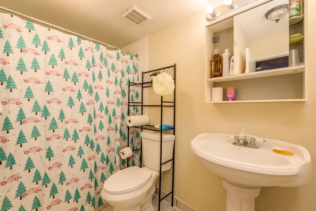 2250 Druid Road E Clearwater FL 33764