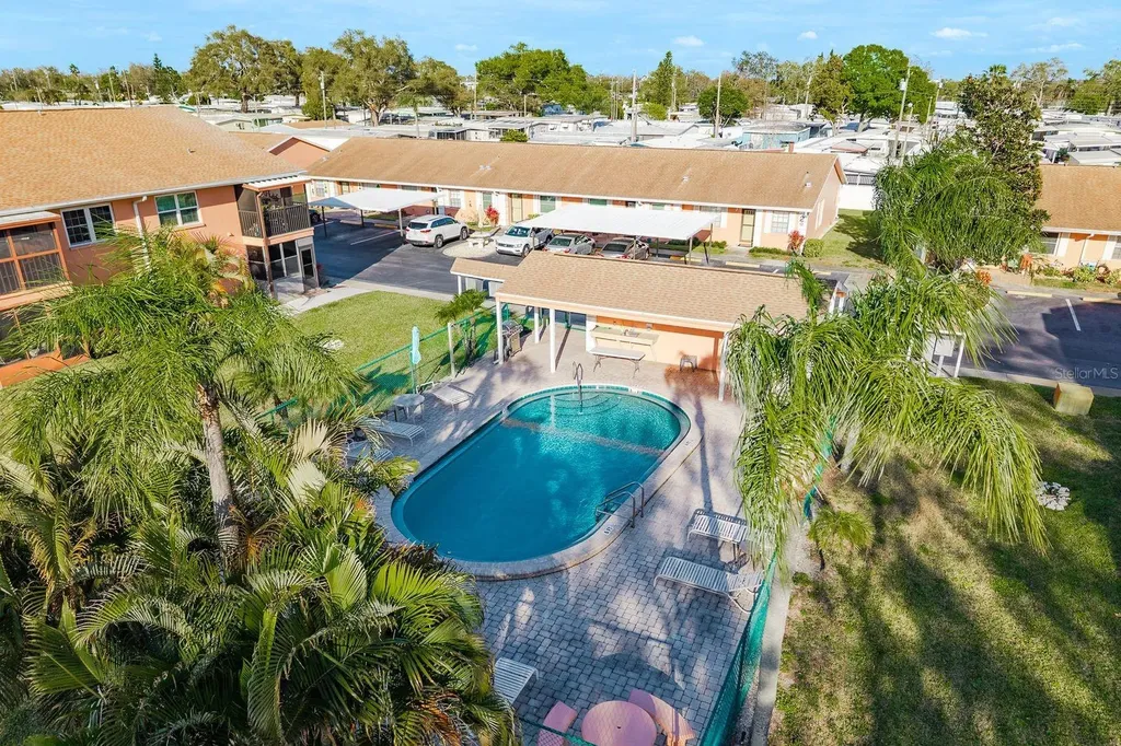 2250 Druid Road E Clearwater FL 33764
