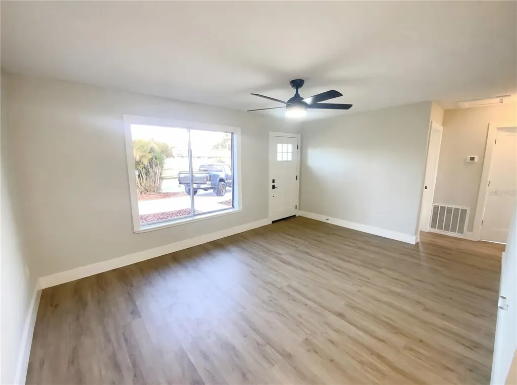 8710 94th Avenue Seminole FL 33777