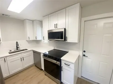 8710 94th Avenue Seminole FL 33777