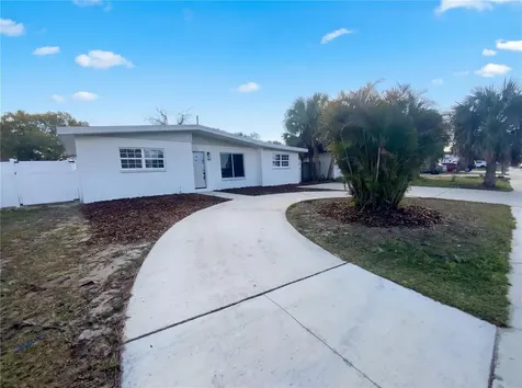 8710 94th Avenue Seminole FL 33777