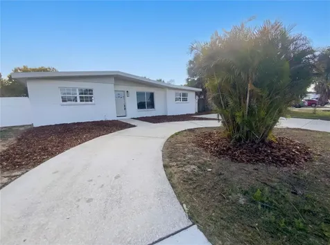 8710 94th Avenue Seminole FL 33777