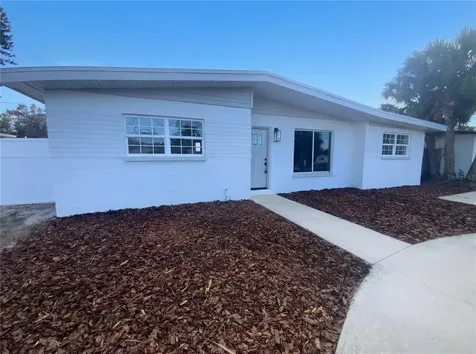 8710 94th Avenue Seminole FL 33777