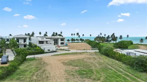 L5 Atlantic Drive 7000 Bahia Beach Drive Rio Grande PR 00745