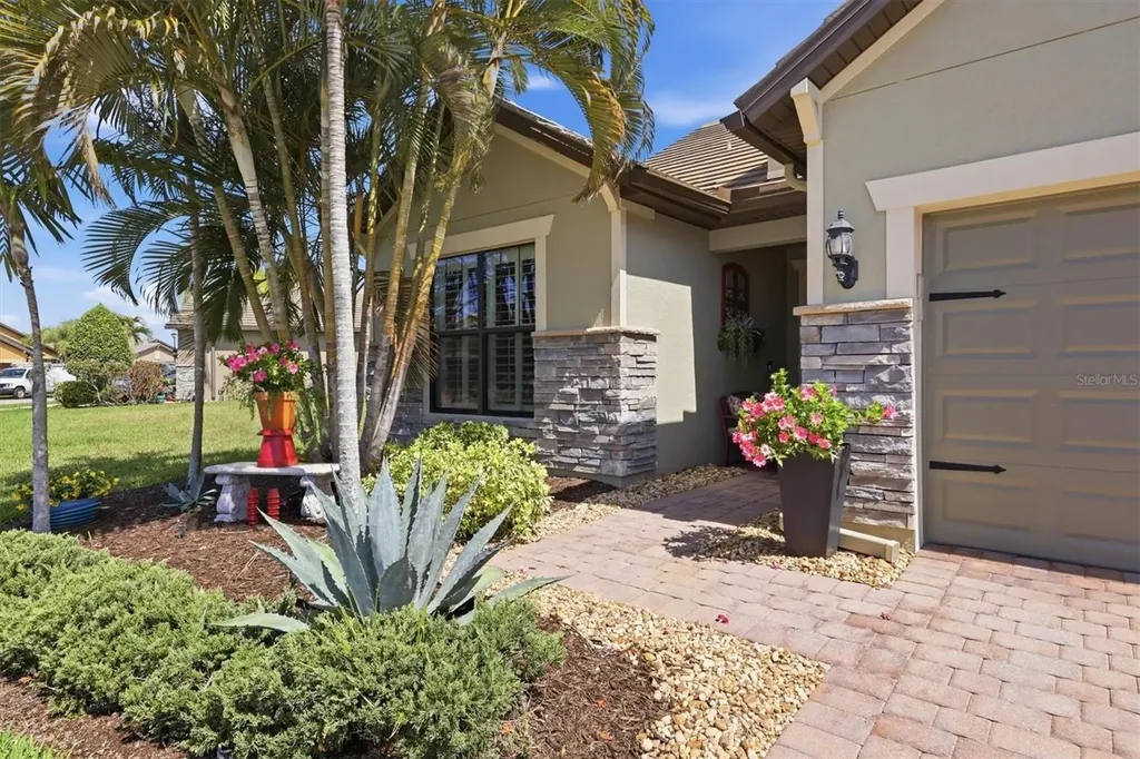 5357 Sundew Drive Sarasota FL 34238