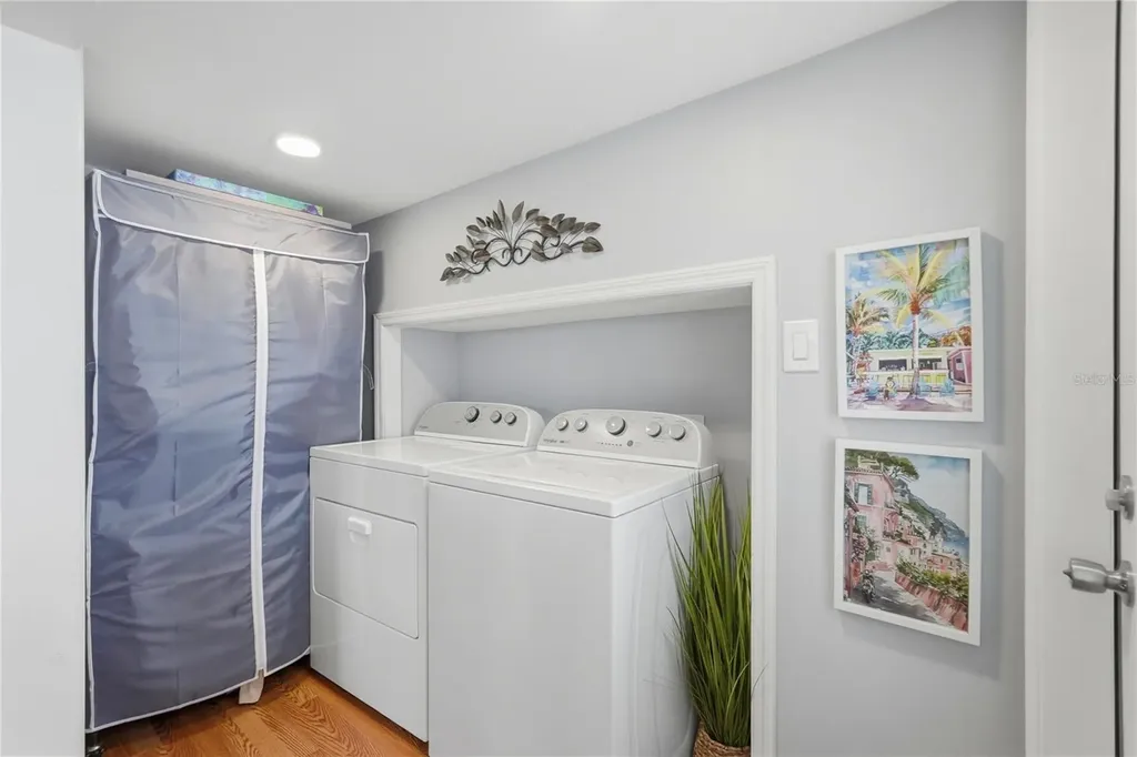 5327 6th Place S Gulfport FL 33707