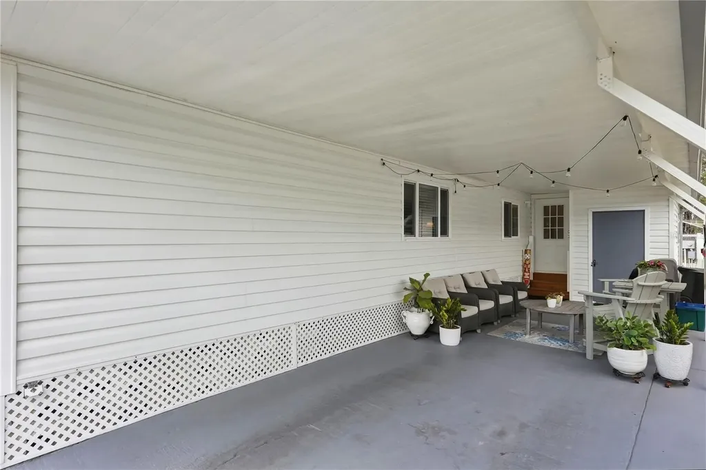 5327 6th Place S Gulfport FL 33707