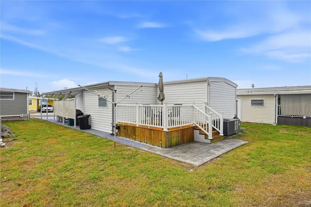 5327 6th Place S Gulfport FL 33707