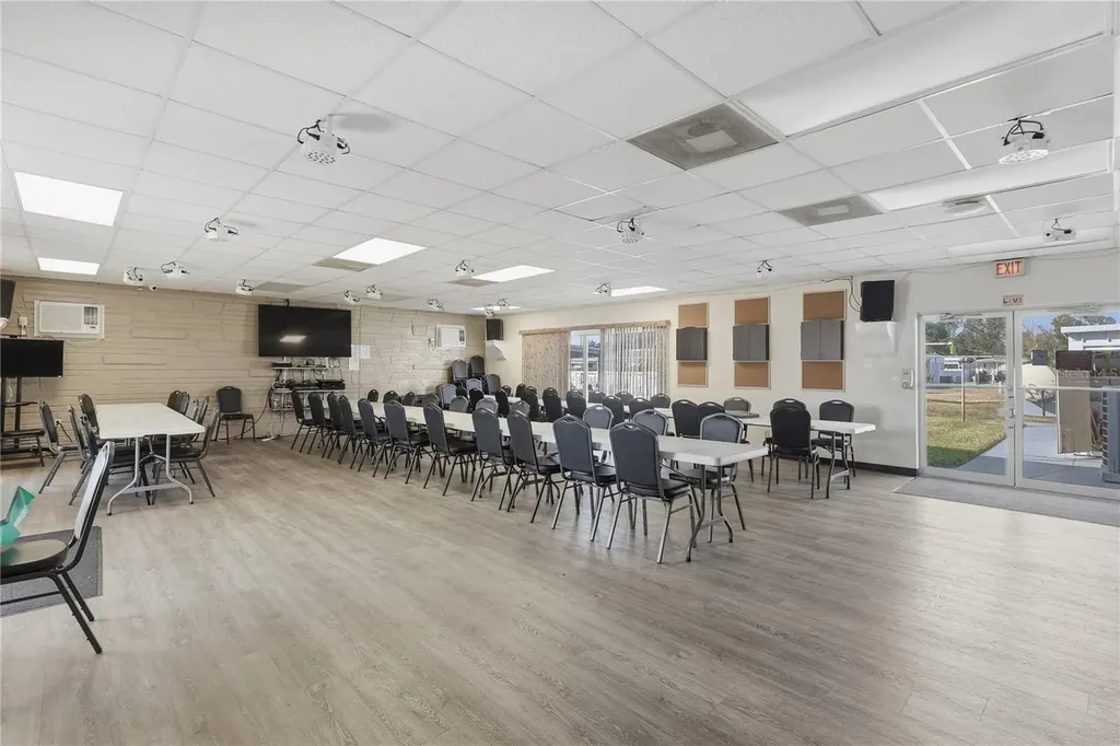 5327 6th Place S Gulfport FL 33707