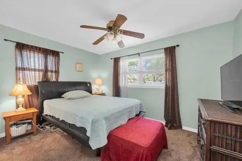 1700 74th Avenue N St Petersburg FL 33702