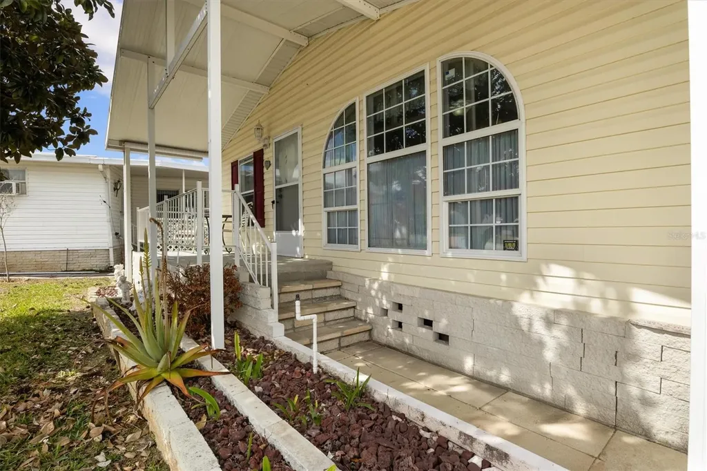 211 Glenwood Drive Lake Wales FL 33898