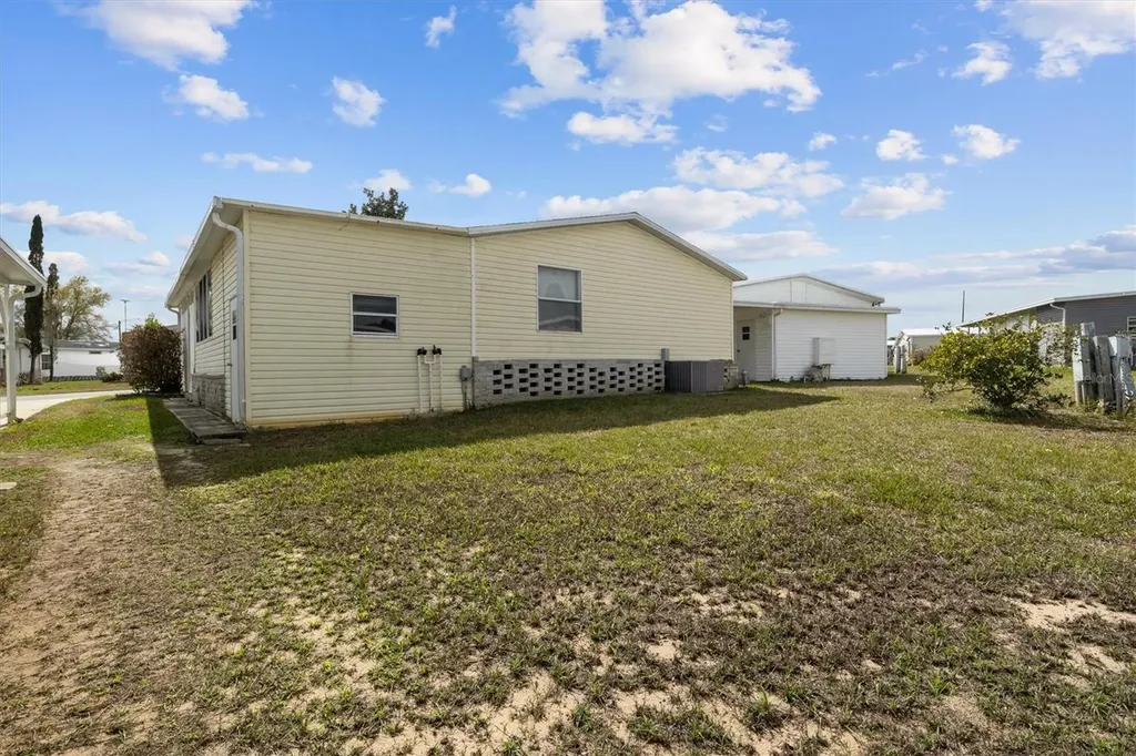 211 Glenwood Drive Lake Wales FL 33898