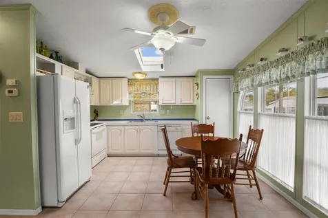 211 Glenwood Drive Lake Wales FL 33898