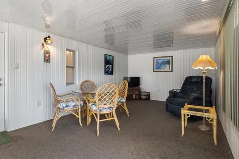 211 Glenwood Drive Lake Wales FL 33898