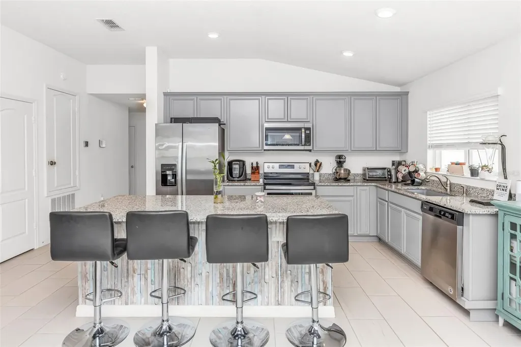 1670 Scarbrough Abby Place St Cloud FL 34771