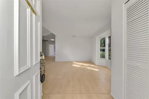 5711 Garden Lakes Palm Bradenton FL 34203