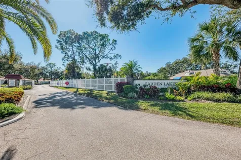 5711 Garden Lakes Palm Bradenton FL 34203