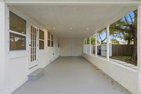 4631 Queensboro Avenue S St Petersburg FL 33711