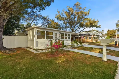 4631 Queensboro Avenue S St Petersburg FL 33711