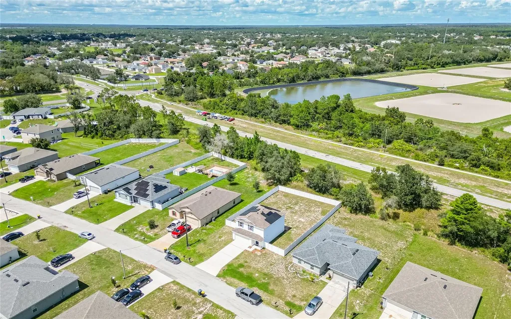 313 W Aster Court Kissimmee FL 34759
