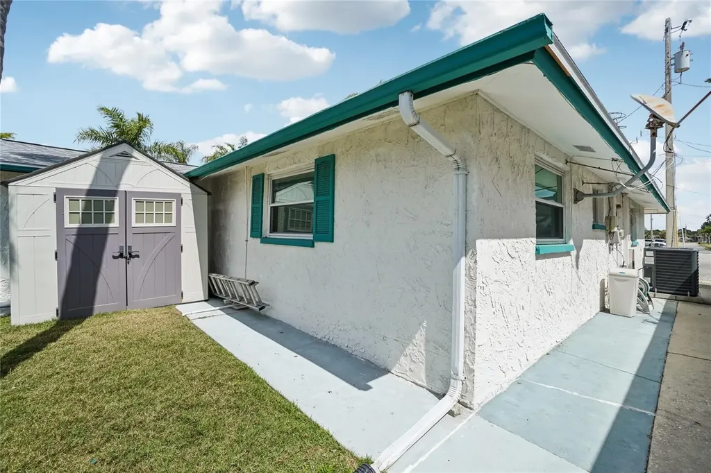 6509 Nautical Isle Hudson FL 34667
