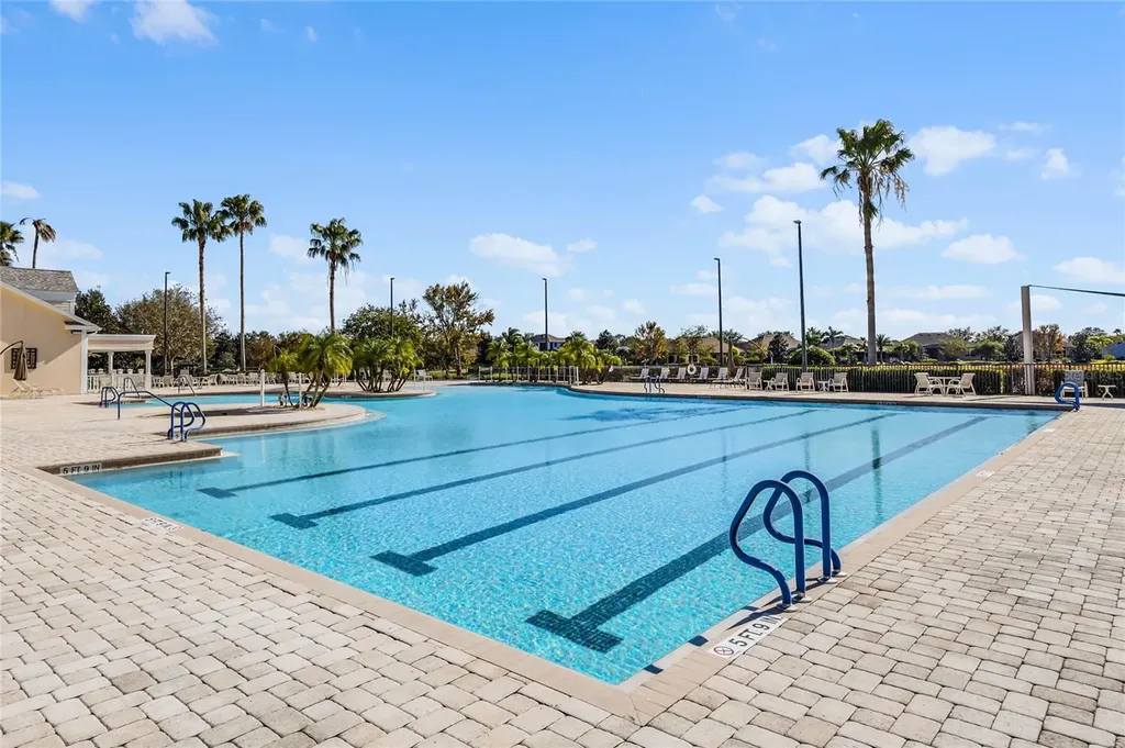 3942 Kennebunk Loop Mount Dora FL 32757