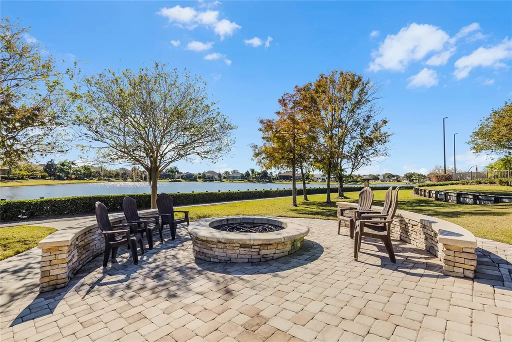 3942 Kennebunk Loop Mount Dora FL 32757