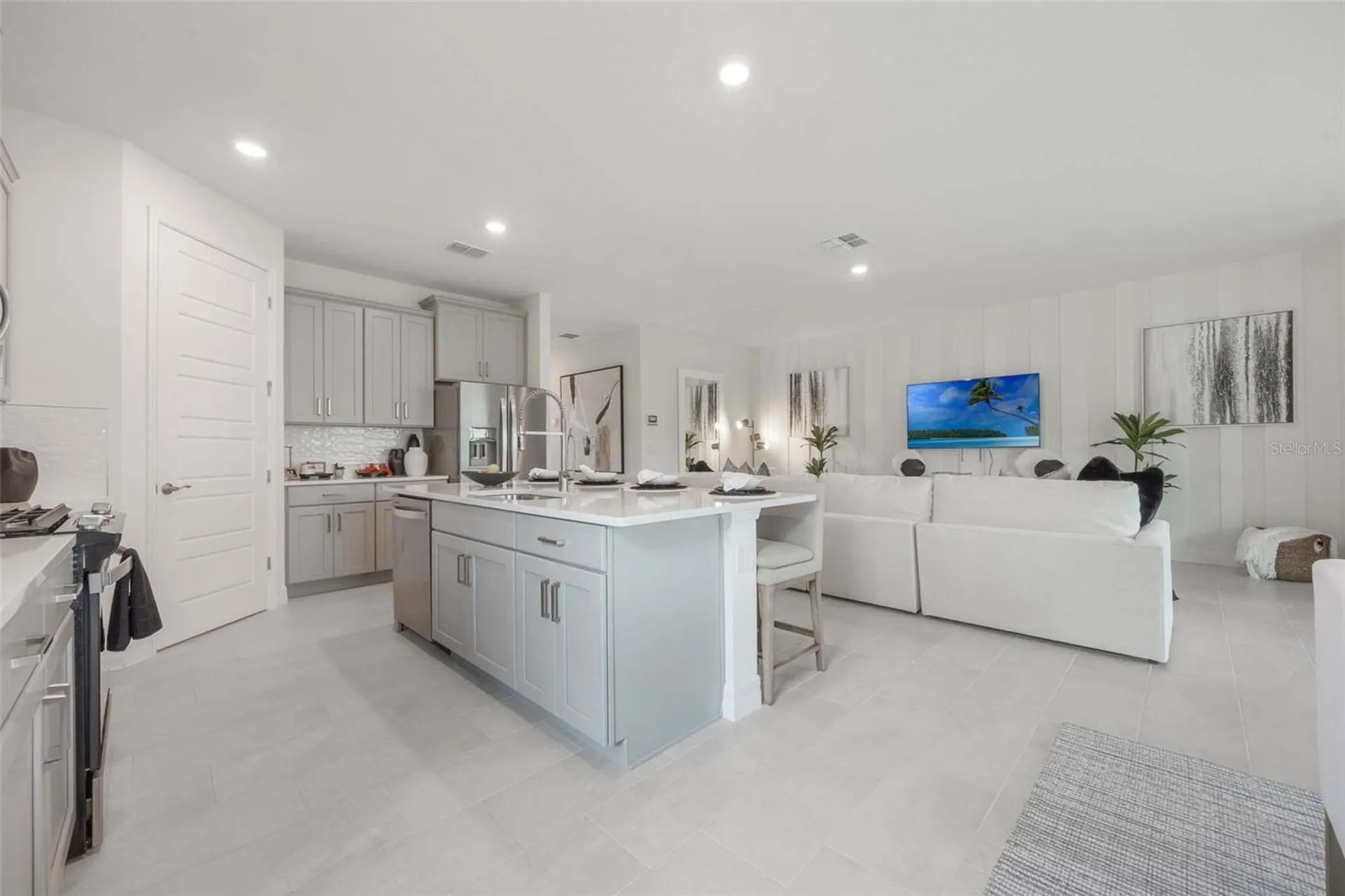 3942 Kennebunk Loop Mount Dora FL 32757