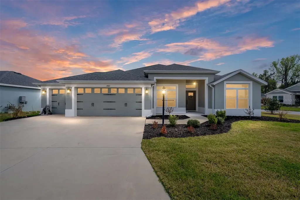 1661 Vanbeck Circle The Villages FL 34762