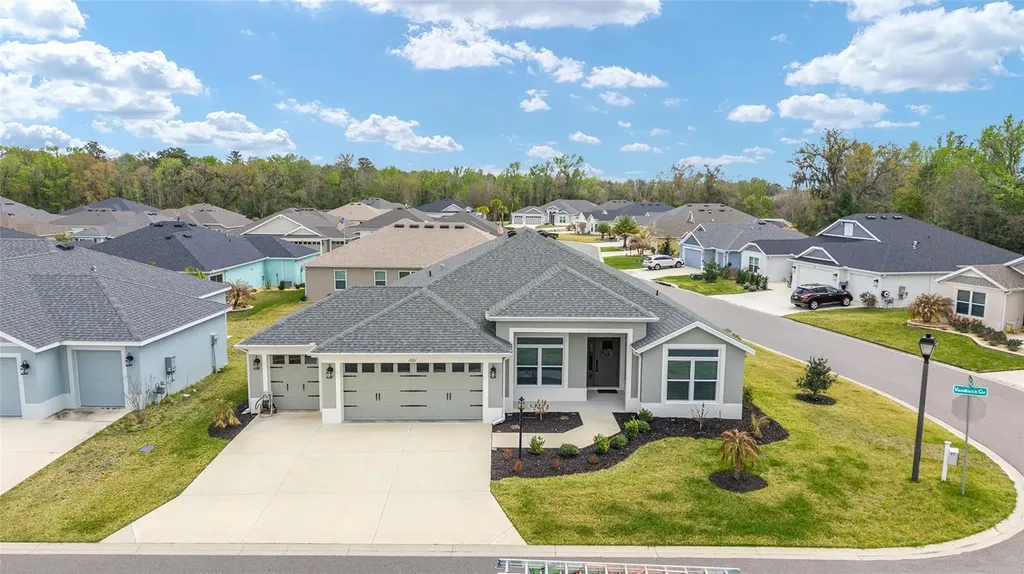 1661 Vanbeck Circle The Villages FL 34762