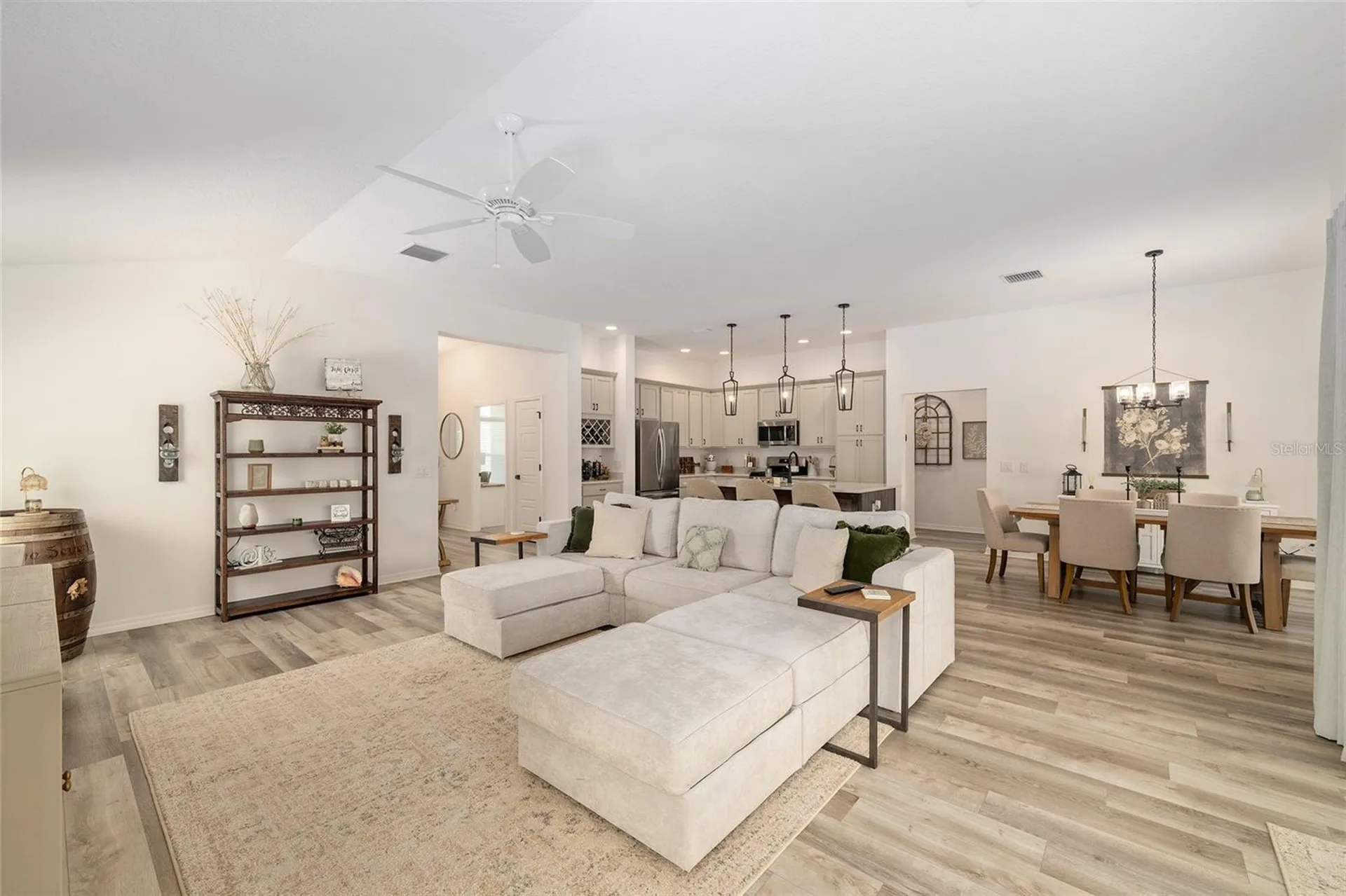 1661 Vanbeck Circle The Villages FL 34762