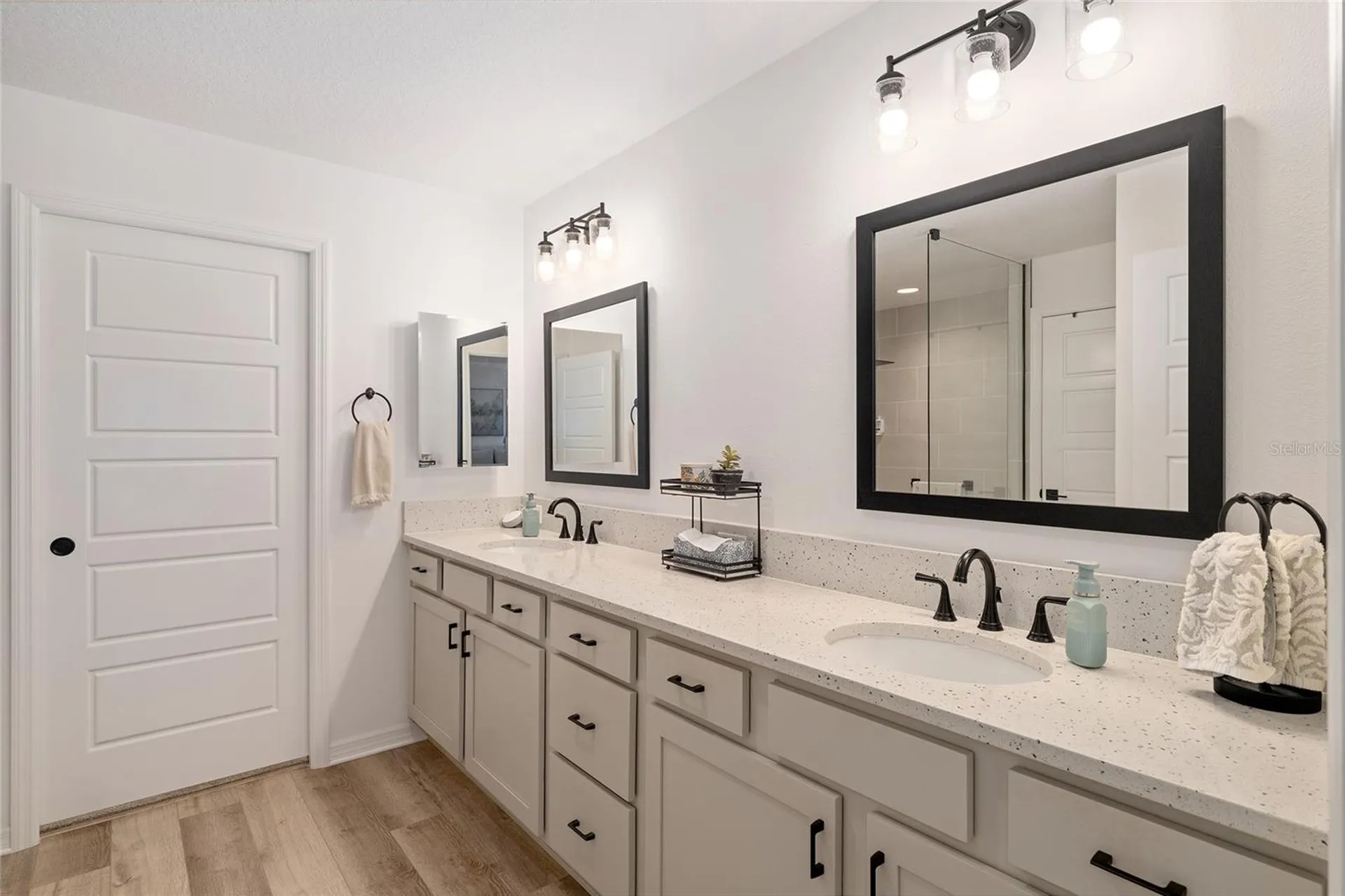 1661 Vanbeck Circle The Villages FL 34762