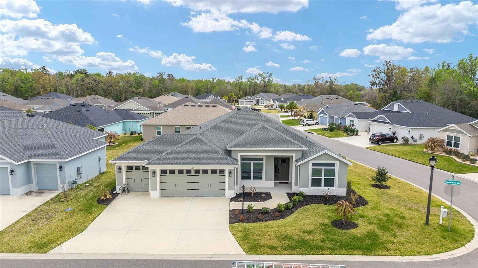 1661 Vanbeck Circle The Villages FL 34762