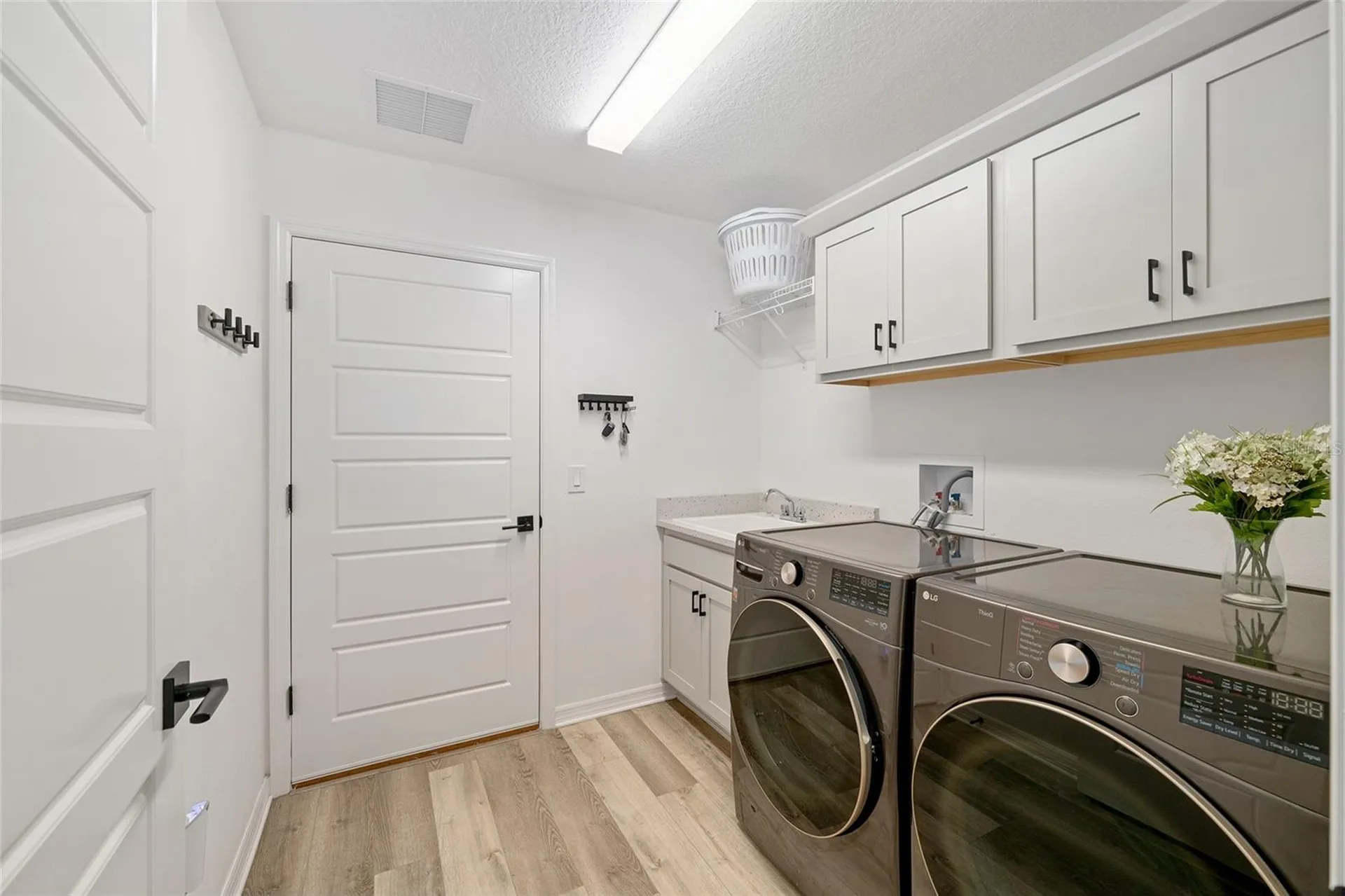 1661 Vanbeck Circle The Villages FL 34762