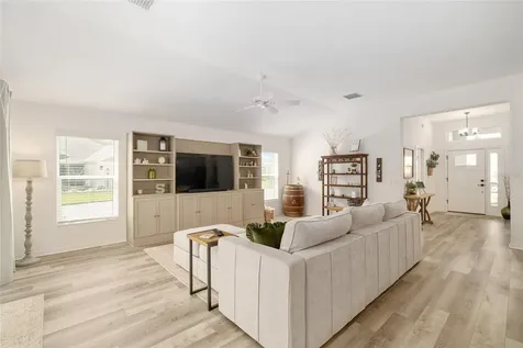 1661 Vanbeck Circle The Villages FL 34762